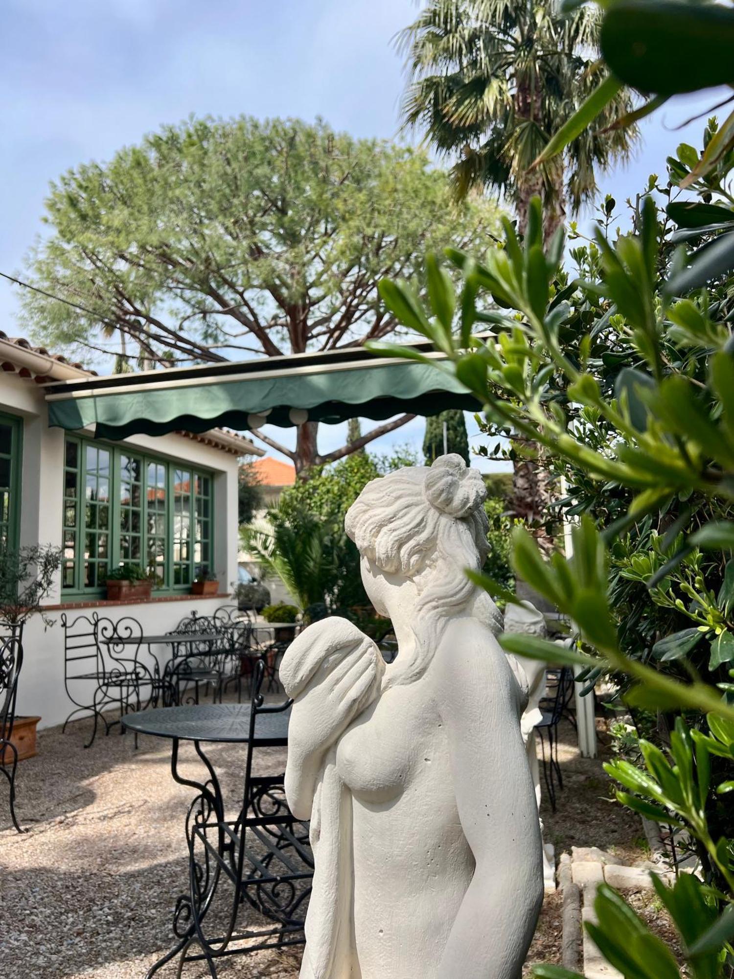 Hotel Le Ponteil Αντίμπ Εξωτερικό φωτογραφία