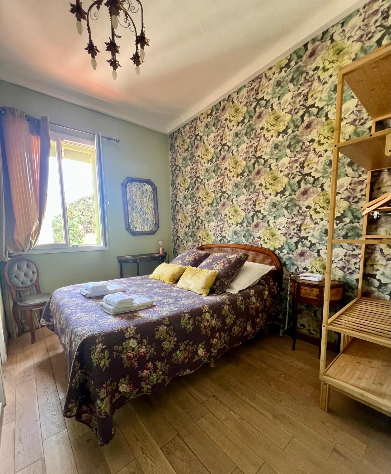 Hotel Le Ponteil Αντίμπ Εξωτερικό φωτογραφία